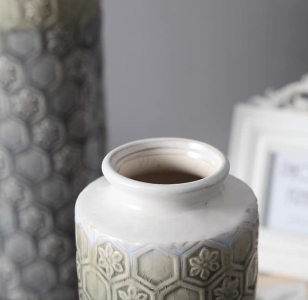 White Flower Underglaze-03