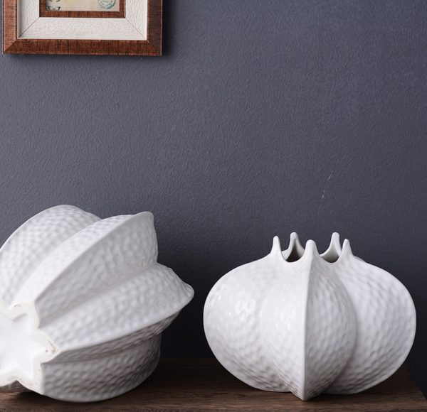 White Ceramic Vase-05