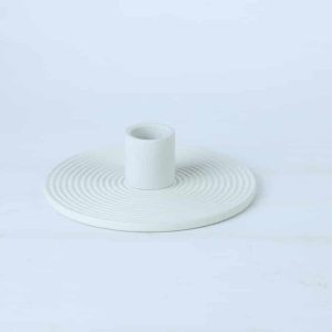 candle holder spiral pattern candle-09