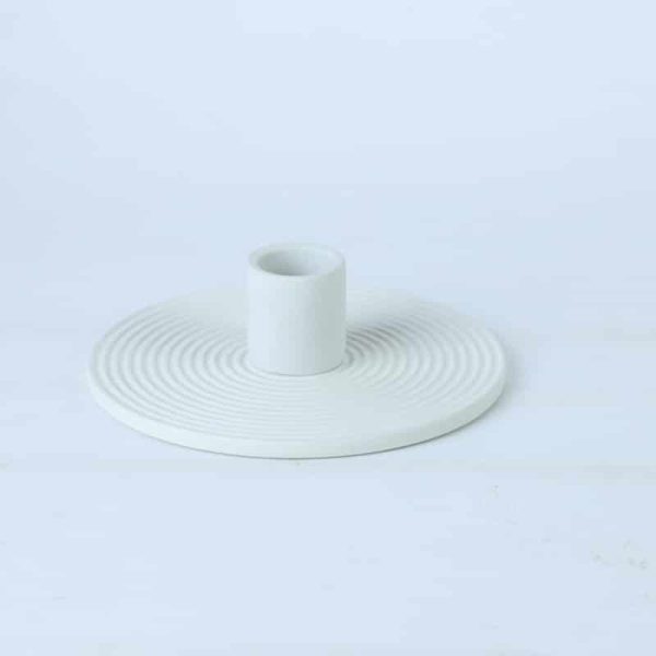 candle holder spiral pattern candle-09