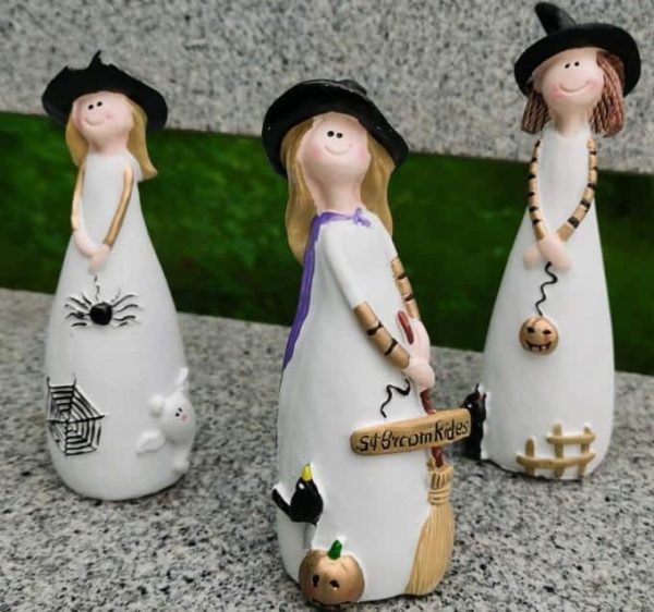 Witch resin ornament-05